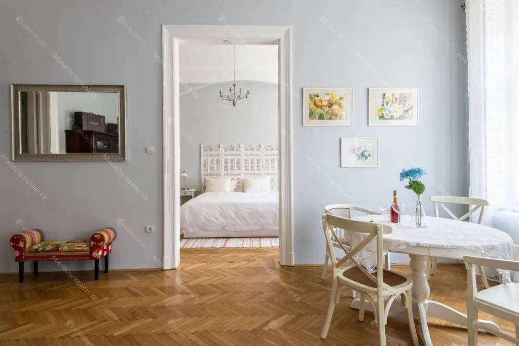 Kiadó albérlet 263000 Ft/hó áron: Budapest, VI. kerület  Eötvös utca. Mérete: 78 nm, 2 szobás | Alberlet.hu - 6647501