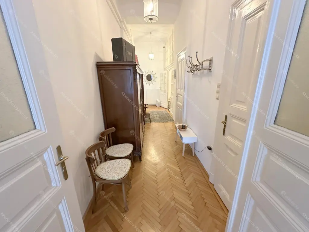 Kiadó albérlet 275000 Ft/hó áron: Budapest, VI. kerület  Eötvös utca. Mérete: 78 nm, 2 szobás | Alberlet.hu - 6664264