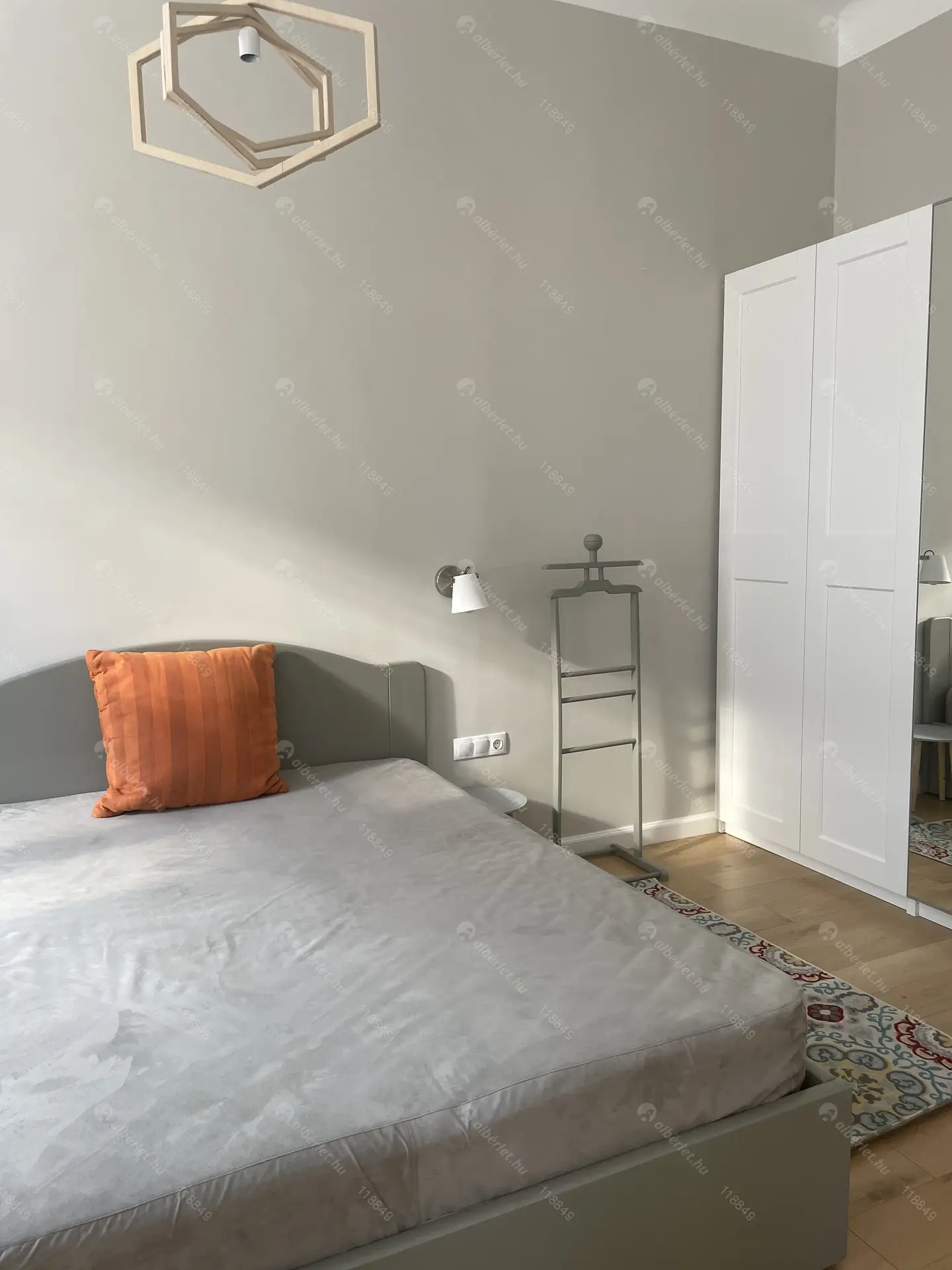 Kiadó albérlet 450000 Ft/hó áron: Budapest, VI. kerület  Felső erdősor. Mérete: 73 nm, 2 szobás | Alberlet.hu - 5689567