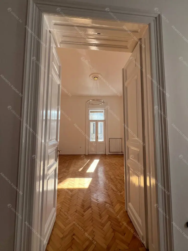 Kiadó albérlet 700000 Ft/hó áron: Budapest, VI. kerület  Hajós utca. Mérete: 150 nm, 3 szobás | Alberlet.hu - 6688501