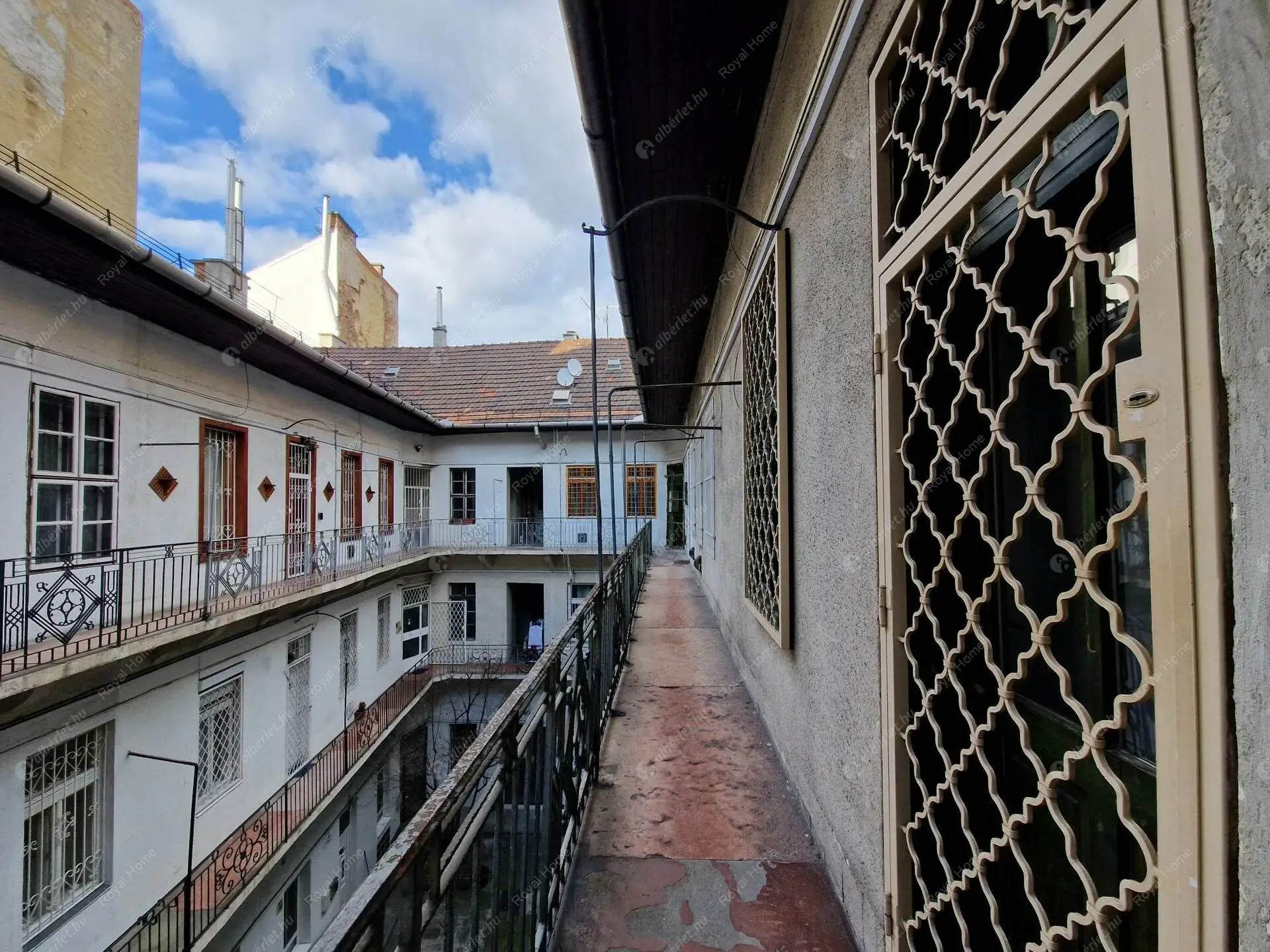 Kiadó albérlet 170000 Ft/hó áron: Budapest, VI. kerület  Hajós utca. Mérete: 28 nm, 1 szobás | Alberlet.hu - 5929488