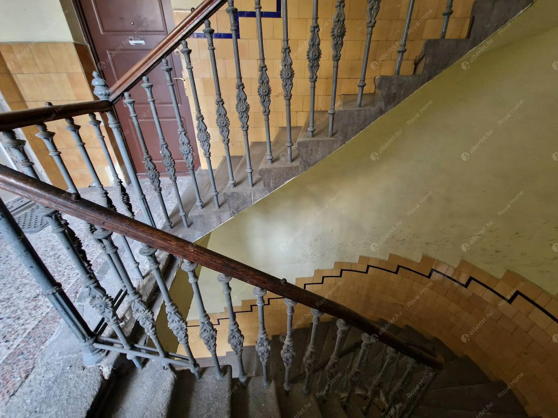 Kiadó albérlet 170000 Ft/hó áron: Budapest, VI. kerület  Hajós utca. Mérete: 28 nm, 1 szobás | Alberlet.hu - 5929489