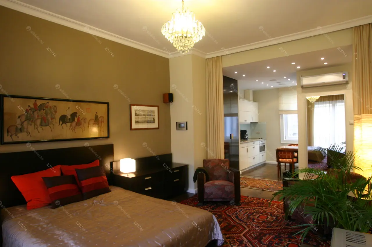 Kiadó albérlet 194000 Ft/hó áron: Budapest, VI. kerület  Hajós utca. Mérete: 35 nm, 1 szobás | Alberlet.hu - 3531391