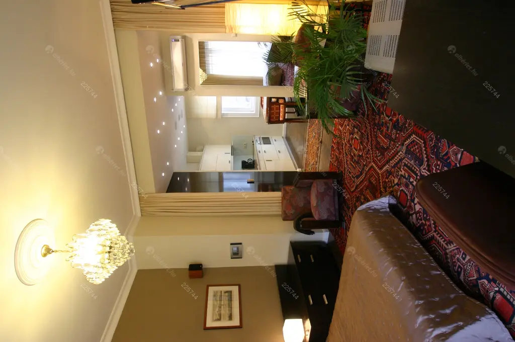 Kiadó albérlet 194000 Ft/hó áron: Budapest, VI. kerület  Hajós utca. Mérete: 35 nm, 1 szobás | Alberlet.hu - 4359805