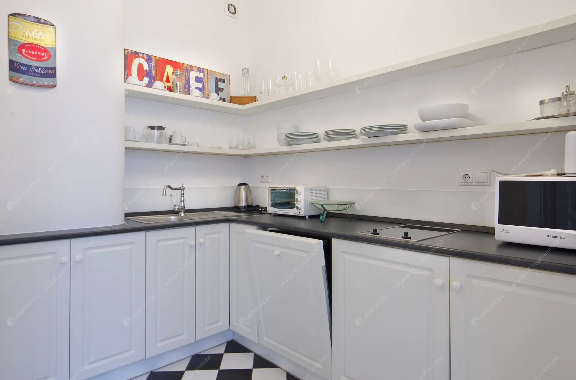 Kiadó albérlet 260000 Ft/hó áron: Budapest, VI. kerület  Hajós utca. Mérete: 41 nm, 2 szobás | Alberlet.hu - 6607877