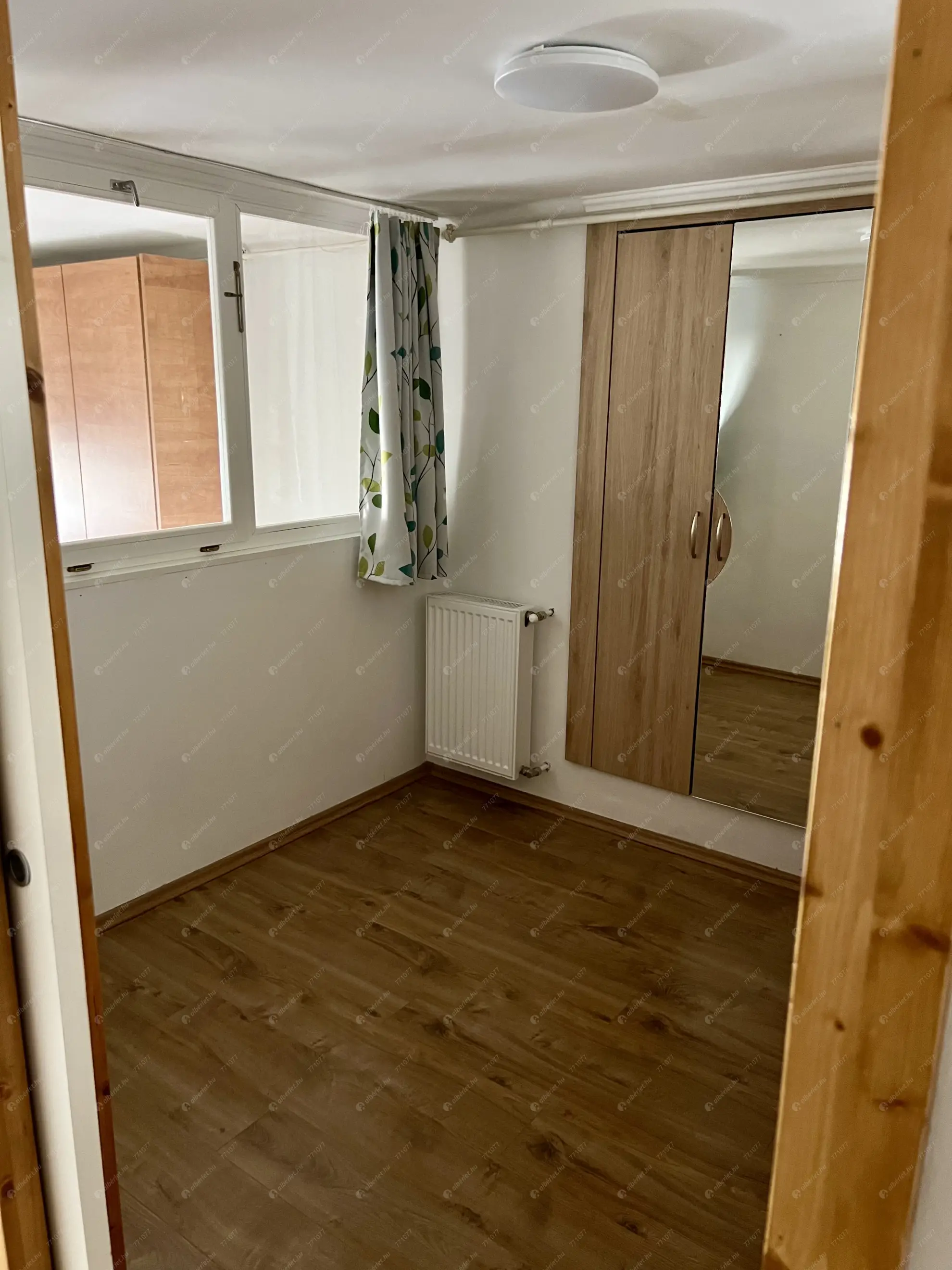 Kiadó albérlet 360000 Ft/hó áron: Budapest, VI. kerület  Hajós utca. Mérete: 64 nm, 3 szobás | Alberlet.hu - 6584035