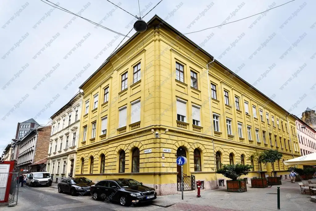 Kiadó albérlet 170000 Ft/hó áron: Budapest, VI. kerület  Hajós utca. Mérete: 65 nm, 2 szobás | Alberlet.hu - 6694640