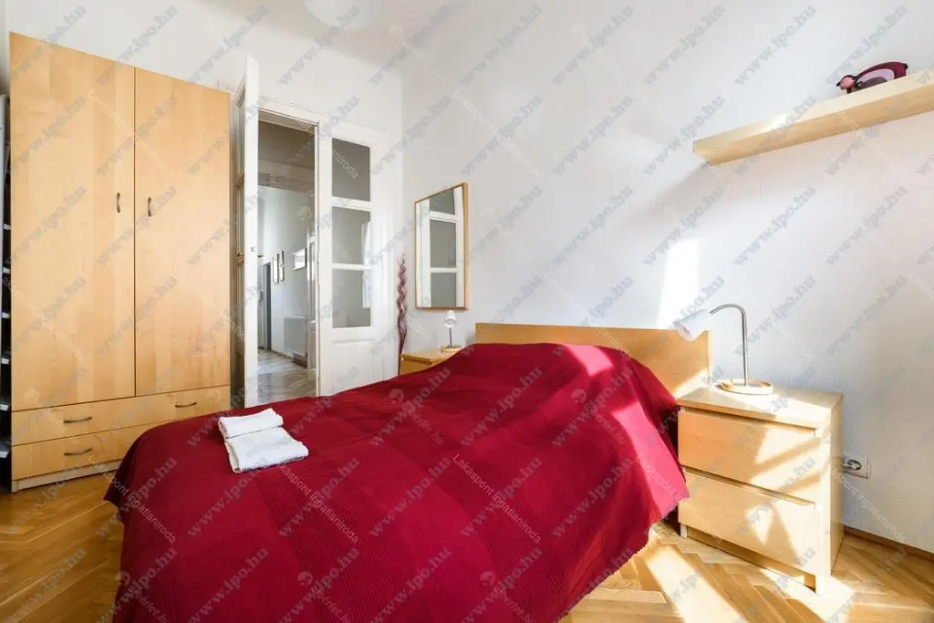 Kiadó albérlet 170000 Ft/hó áron: Budapest, VI. kerület  Hajós utca. Mérete: 65 nm, 2 szobás | Alberlet.hu - 6694649