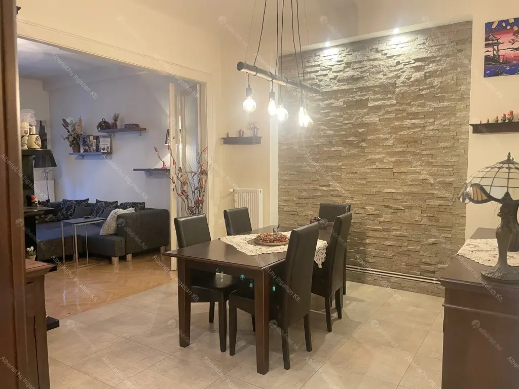 Kiadó albérlet 437000 Ft/hó áron: Budapest, VI. kerület  Hajós utca. Mérete: 75 nm, 3 szobás | Alberlet.hu - 6655604