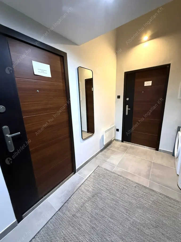 Kiadó albérlet 250000 Ft/hó áron: Budapest, VI. kerület  Hegedű utca. Mérete: 25 nm, 1 szobás | Alberlet.hu - 6600014