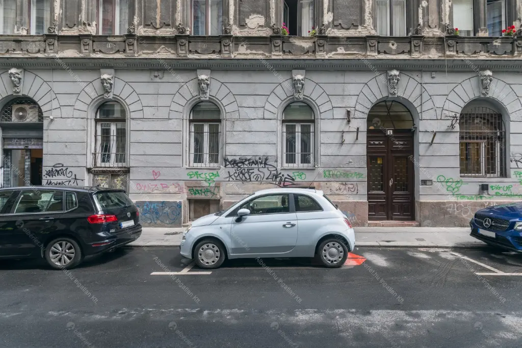 Kiadó albérlet 250000 Ft/hó áron: Budapest, VI. kerület  Hegedű utca. Mérete: 34 nm, 1 szobás | Alberlet.hu - 6648991