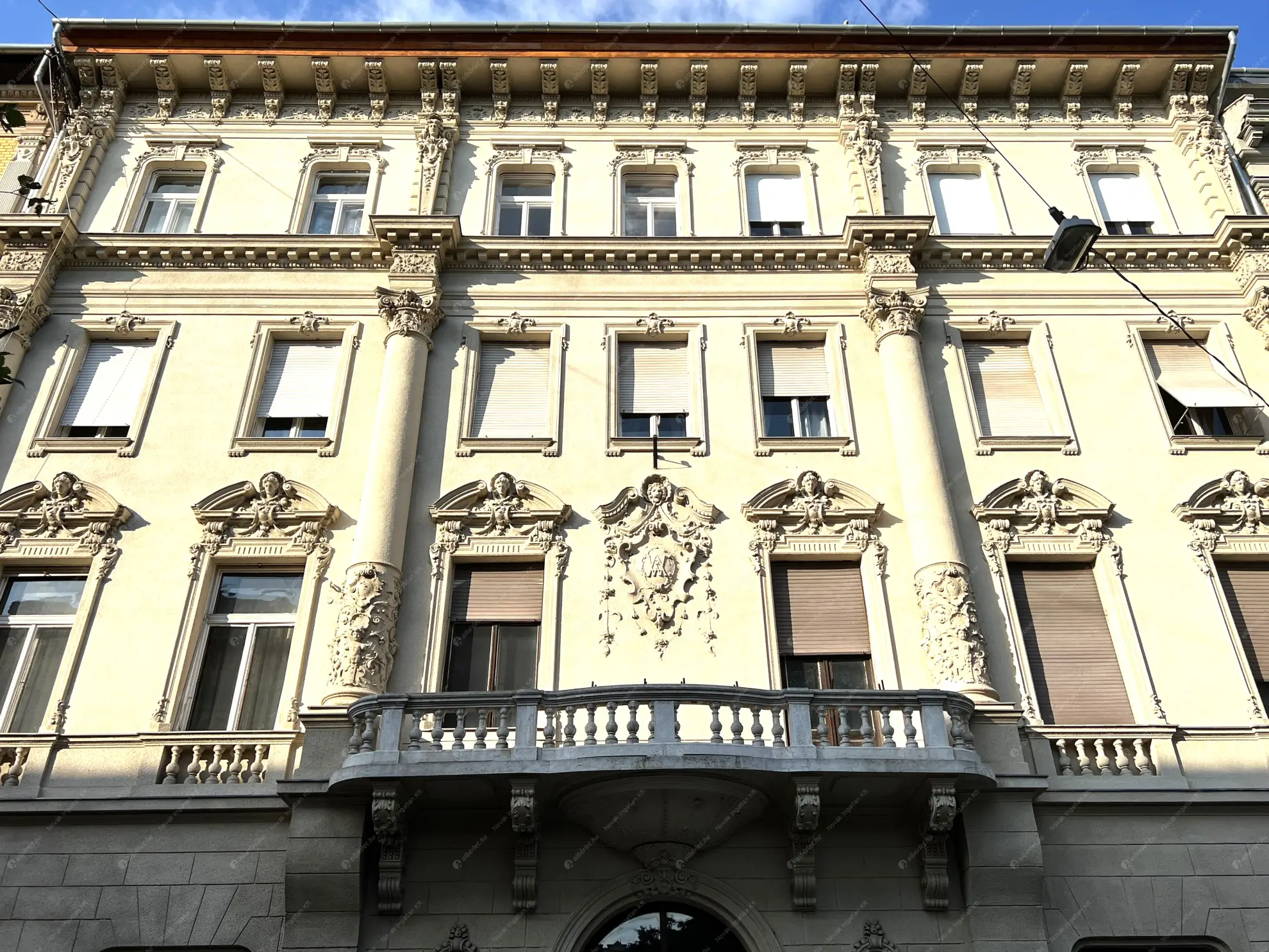 Kiadó albérlet 400000 Ft/hó áron: Budapest, VI. kerület  Hunyadi tér. Mérete: 73 nm, 3 szobás | Alberlet.hu - 6637640