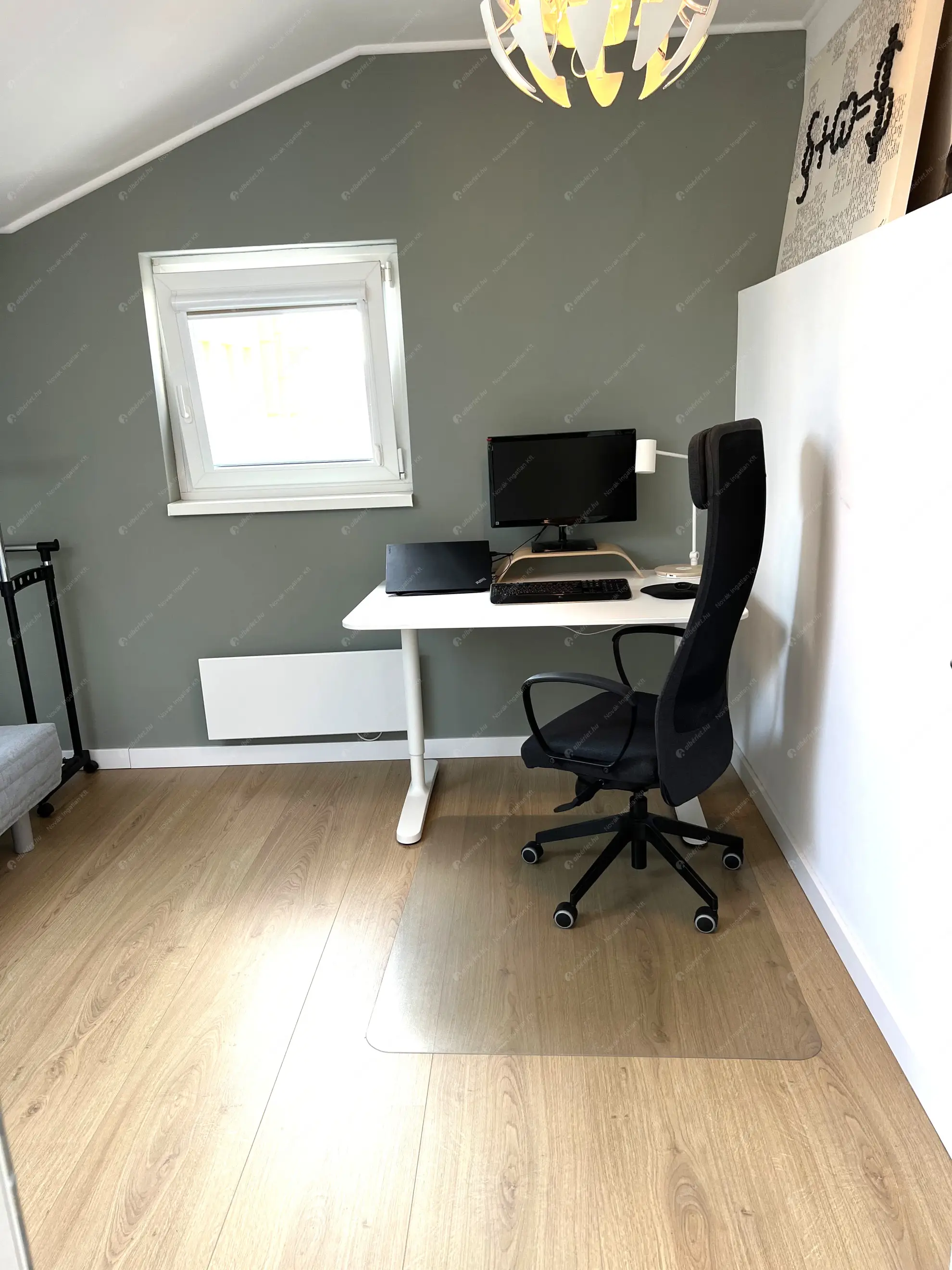 Kiadó albérlet 400000 Ft/hó áron: Budapest, VI. kerület  Hunyadi tér. Mérete: 73 nm, 3 szobás | Alberlet.hu - 6637650