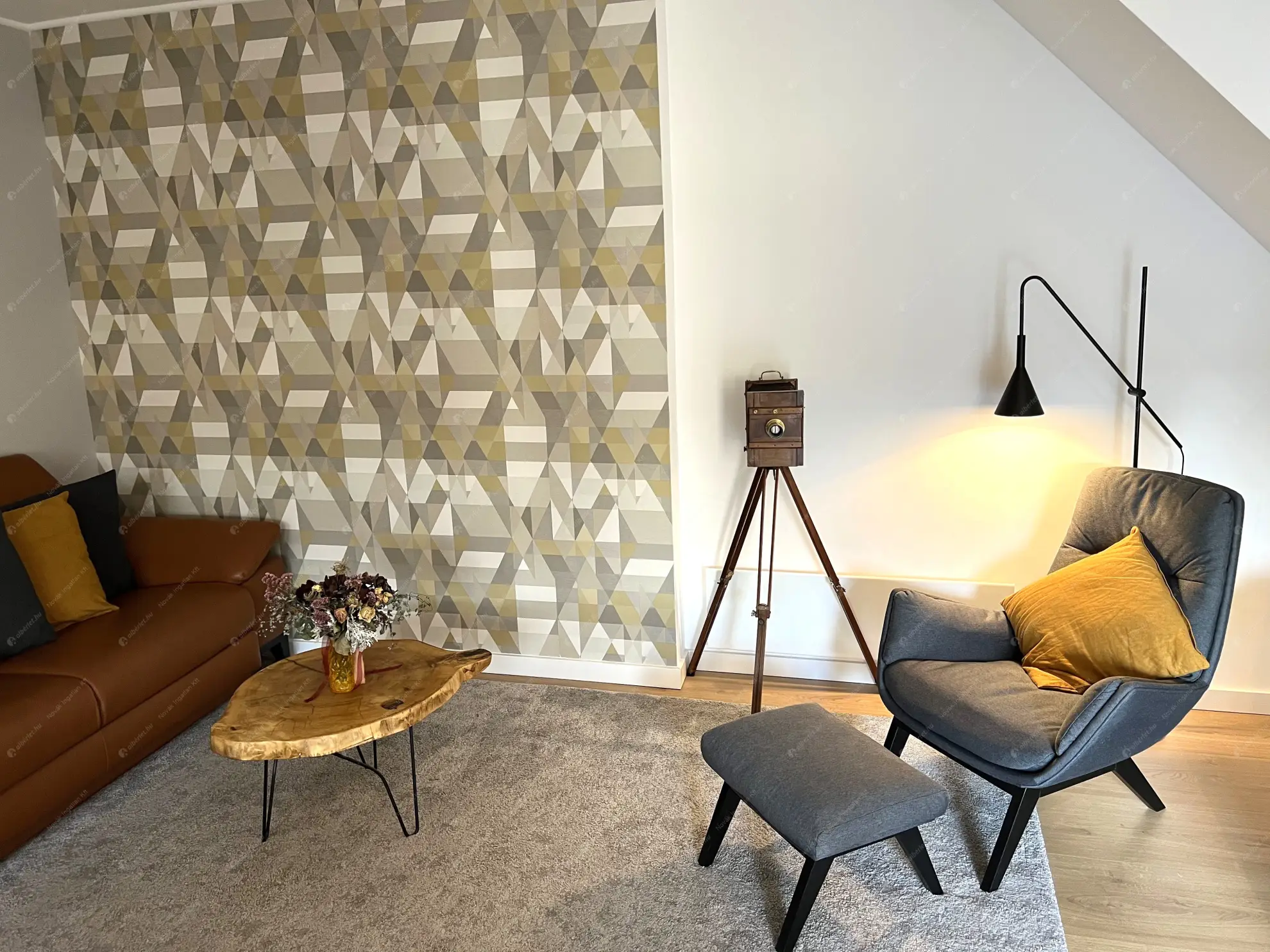 Kiadó albérlet 400000 Ft/hó áron: Budapest, VI. kerület  Hunyadi tér. Mérete: 73 nm, 3 szobás | Alberlet.hu - 6637657