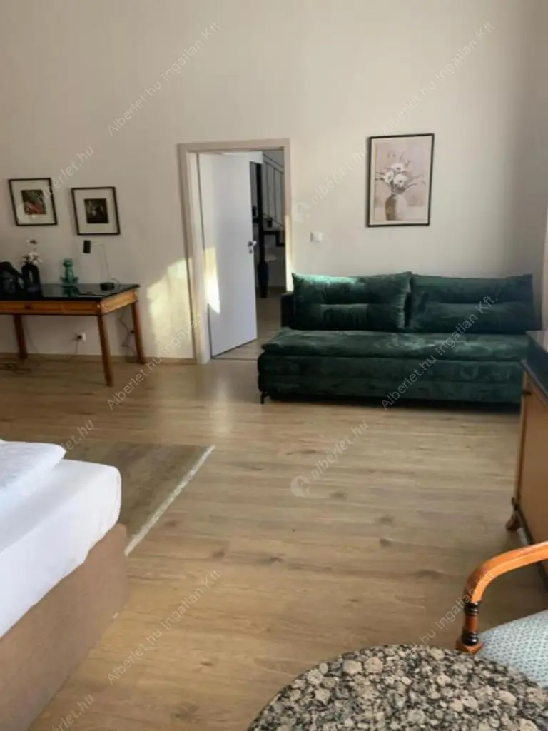 Kiadó albérlet 980000 Ft/hó áron: Budapest, VI. kerület  Izabella utca. Mérete: 134 nm, 4 szobás | Alberlet.hu - 6629180
