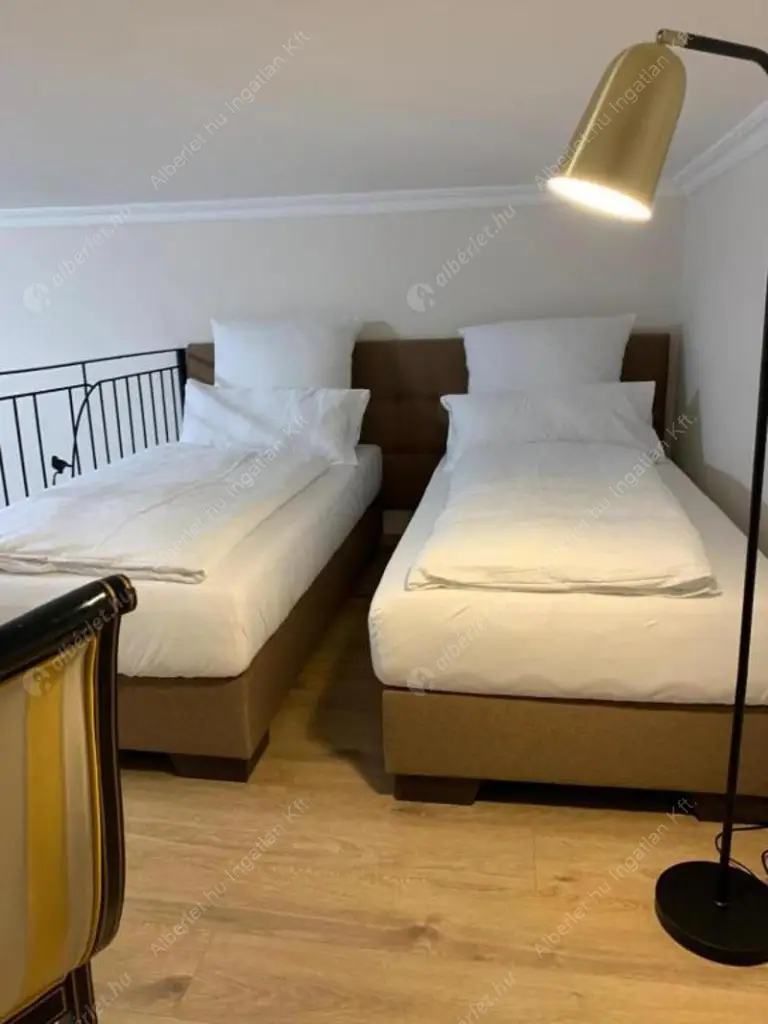 Kiadó albérlet 980000 Ft/hó áron: Budapest, VI. kerület  Izabella utca. Mérete: 134 nm, 4 szobás | Alberlet.hu - 6629191