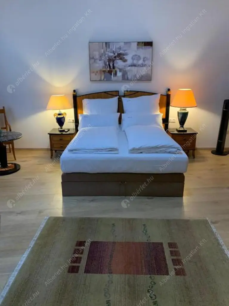Kiadó albérlet 980000 Ft/hó áron: Budapest, VI. kerület  Izabella utca. Mérete: 134 nm, 4 szobás | Alberlet.hu - 6629193