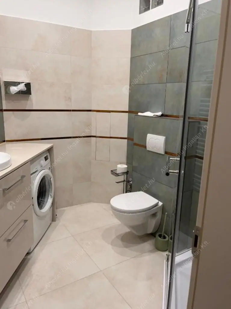 Kiadó albérlet 980000 Ft/hó áron: Budapest, VI. kerület  Izabella utca. Mérete: 134 nm, 4 szobás | Alberlet.hu - 6629196