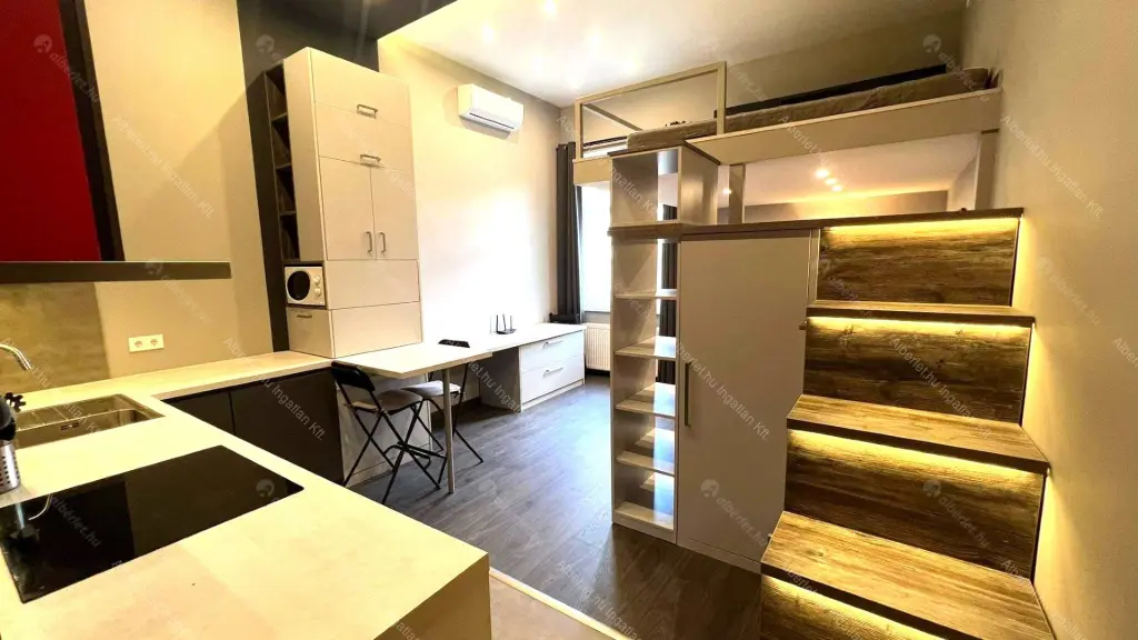 Kiadó albérlet 238000 Ft/hó áron: Budapest, VI. kerület  Izabella utca. Mérete: 32 nm, 1 szobás | Alberlet.hu - 6746919