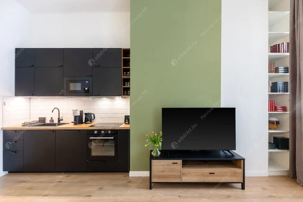 Kiadó albérlet 619000 Ft/hó áron: Budapest, VI. kerület  Izabella utca. Mérete: 90 nm, 4 szobás | Alberlet.hu - 6601318