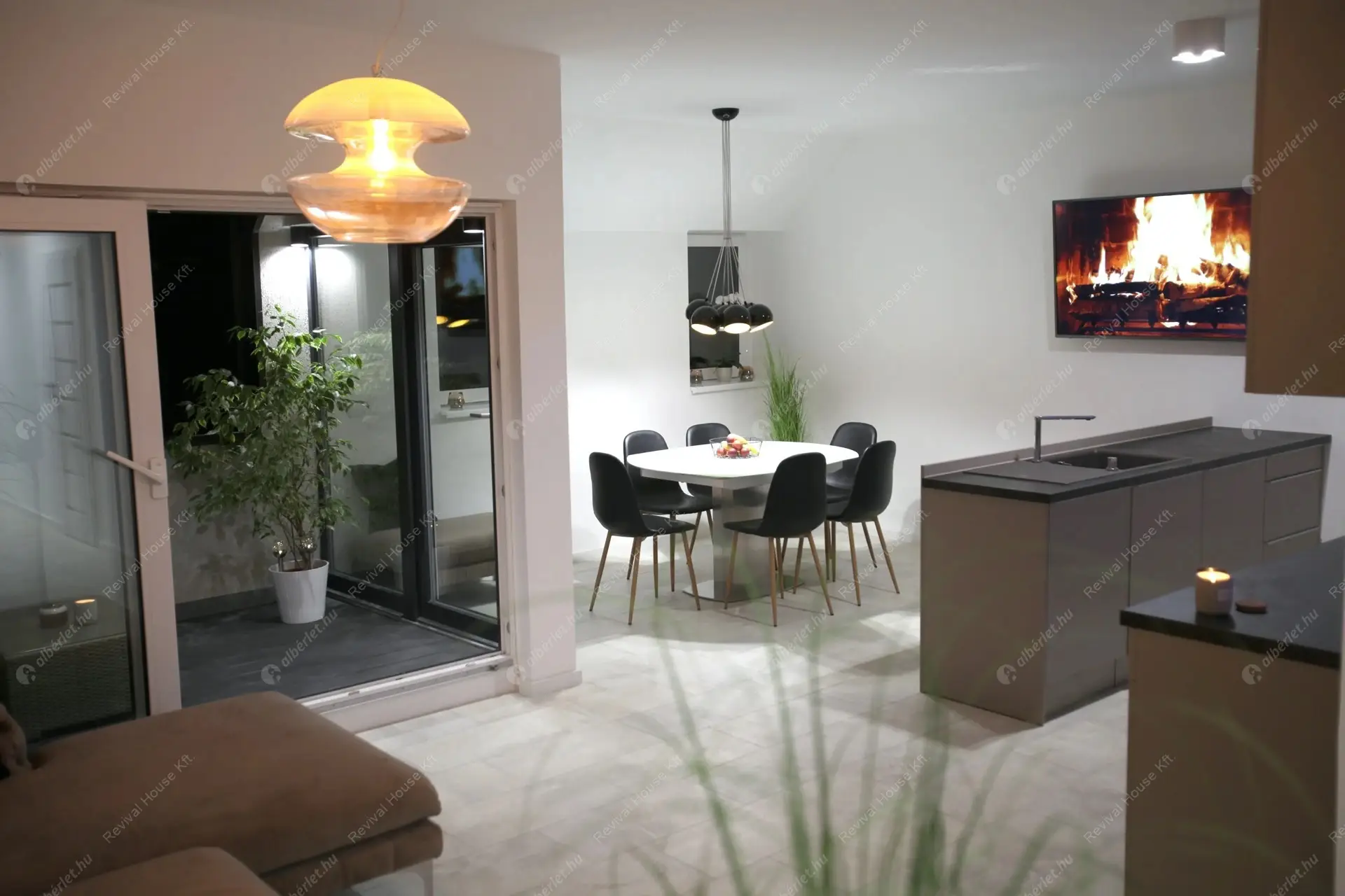 Kiadó albérlet 1400000 Ft/hó áron: Budapest, VI. kerület  Jókai utca. Mérete: 136 nm, 4 szobás | Alberlet.hu - 6304707