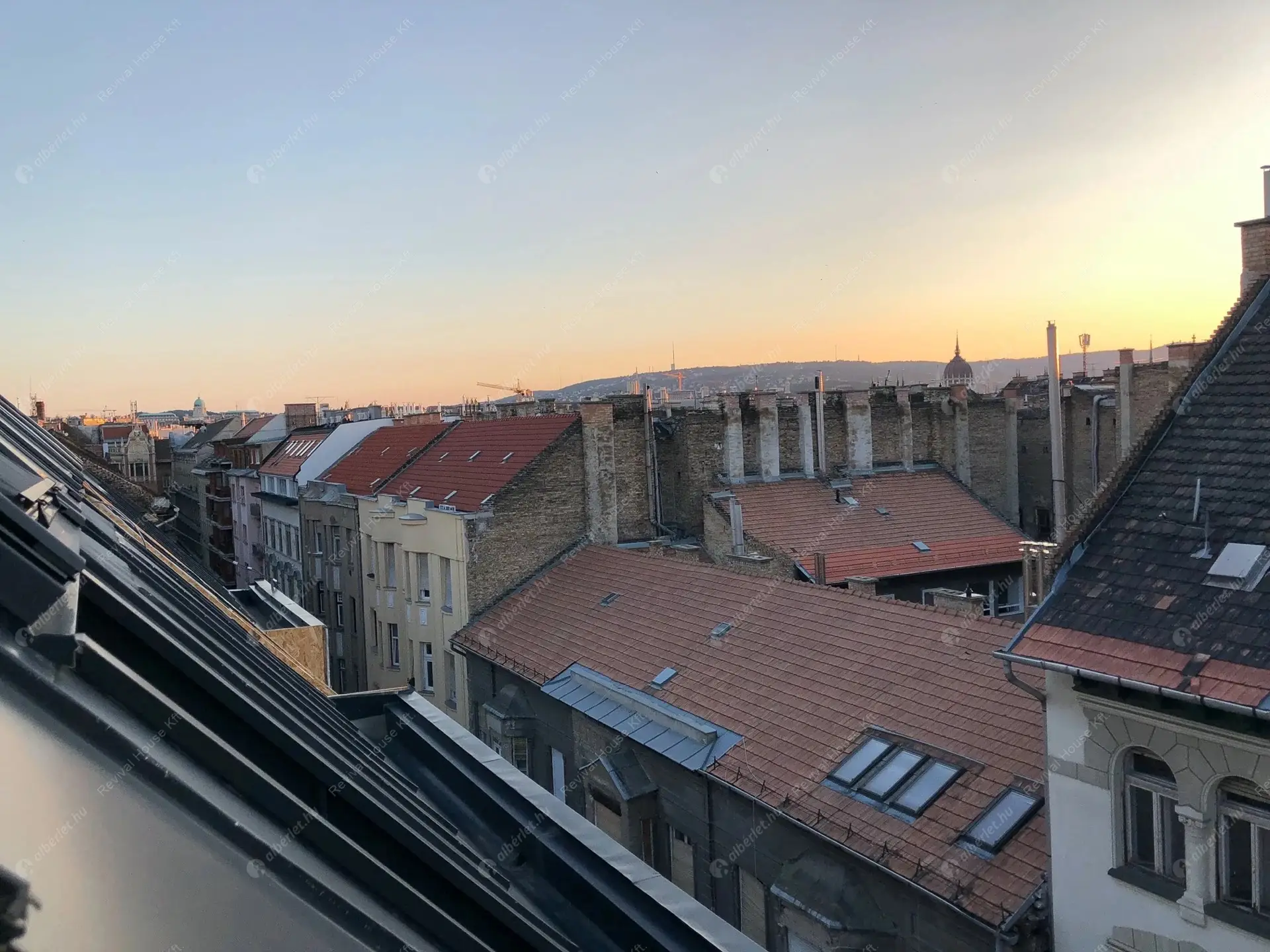 Kiadó albérlet 1400000 Ft/hó áron: Budapest, VI. kerület  Jókai utca. Mérete: 136 nm, 4 szobás | Alberlet.hu - 6304715