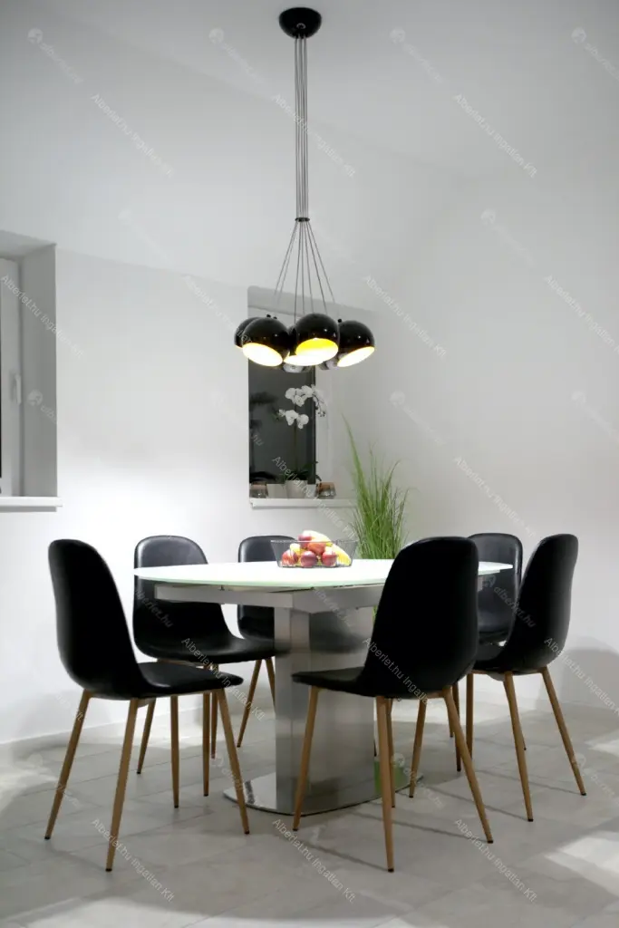 Kiadó albérlet 1516000 Ft/hó áron: Budapest, VI. kerület  Jókai utca. Mérete: 136 nm, 4 szobás | Alberlet.hu - 6660402