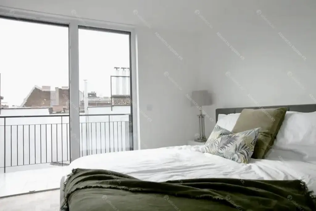 Kiadó albérlet 1516000 Ft/hó áron: Budapest, VI. kerület  Jókai utca. Mérete: 136 nm, 4 szobás | Alberlet.hu - 6660410