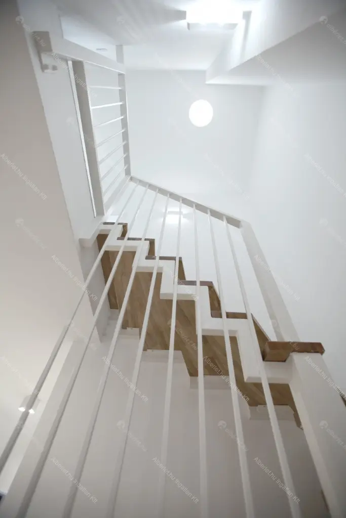 Kiadó albérlet 1516000 Ft/hó áron: Budapest, VI. kerület  Jókai utca. Mérete: 136 nm, 4 szobás | Alberlet.hu - 6660421