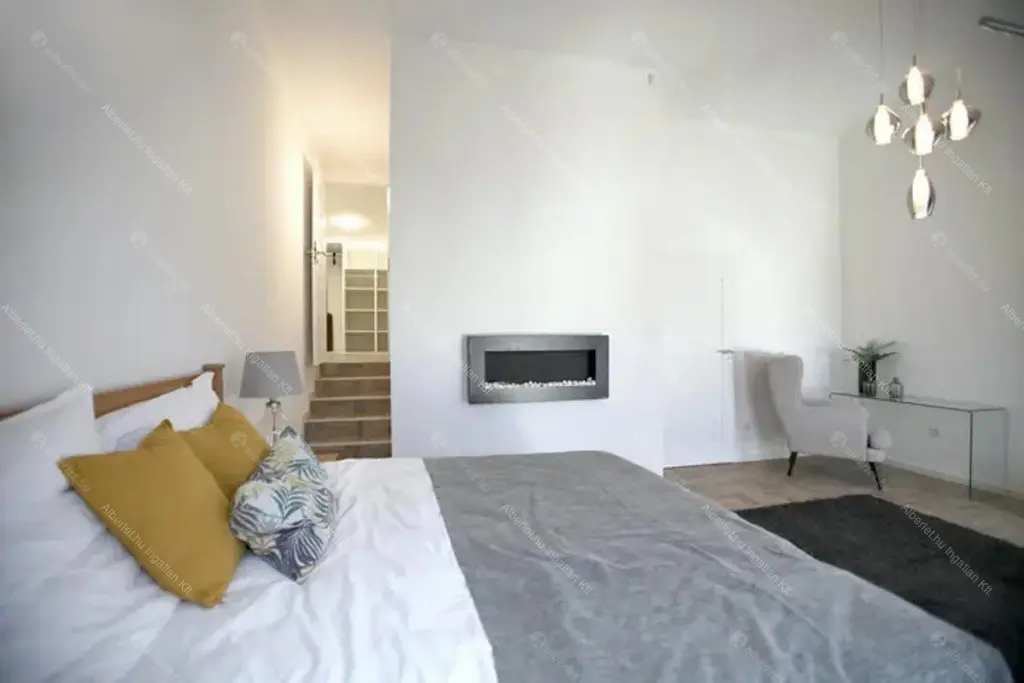 Kiadó albérlet 1350000 Ft/hó áron: Budapest, VI. kerület  Jókai utca. Mérete: 136 nm, 4 szobás | Alberlet.hu - 6681953