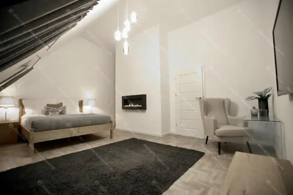 Kiadó albérlet 1350000 Ft/hó áron: Budapest, VI. kerület  Jókai utca. Mérete: 136 nm, 4 szobás | Alberlet.hu - 6681956