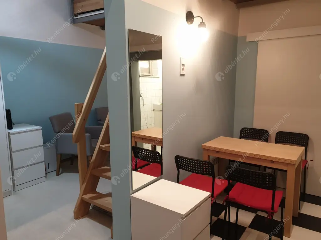 Kiadó albérlet 190000 Ft/hó áron: Budapest, VI. kerület  Jókai utca. Mérete: 26 nm, 1 szobás | Alberlet.hu - 6621904