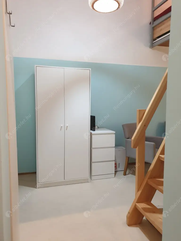 Kiadó albérlet 190000 Ft/hó áron: Budapest, VI. kerület  Jókai utca. Mérete: 26 nm, 1 szobás | Alberlet.hu - 6621905