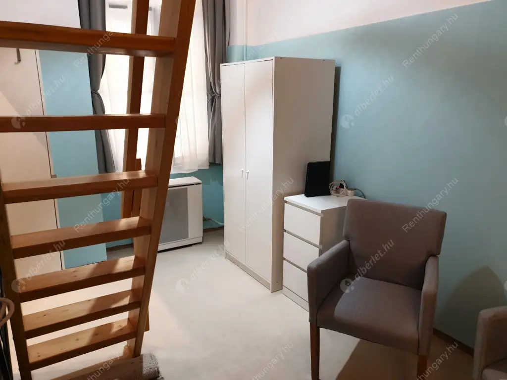 Kiadó albérlet 190000 Ft/hó áron: Budapest, VI. kerület  Jókai utca. Mérete: 26 nm, 1 szobás | Alberlet.hu - 6621907