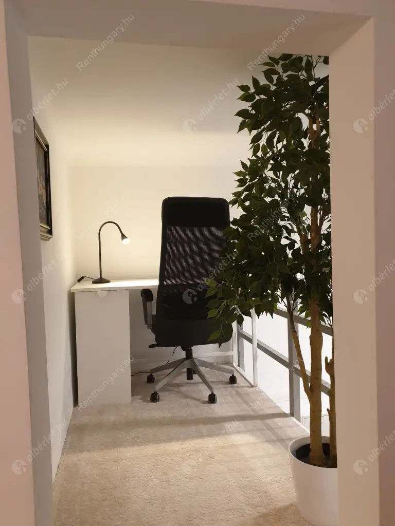 Kiadó albérlet 190000 Ft/hó áron: Budapest, VI. kerület  Jókai utca. Mérete: 26 nm, 1 szobás | Alberlet.hu - 6621911