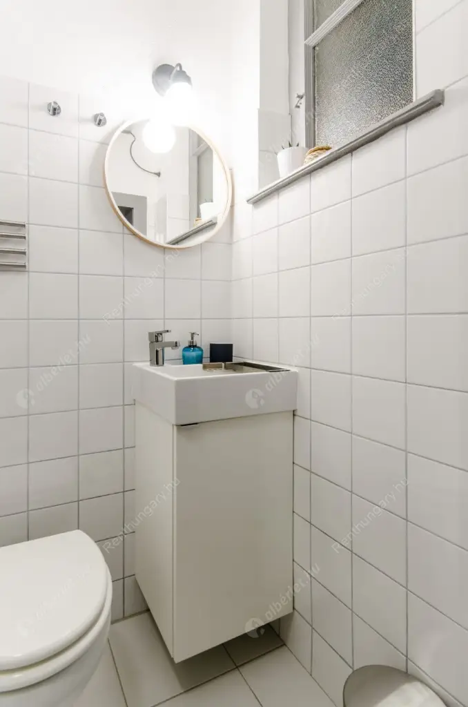 Kiadó albérlet 190000 Ft/hó áron: Budapest, VI. kerület  Jókai utca. Mérete: 26 nm, 1 szobás | Alberlet.hu - 6621915