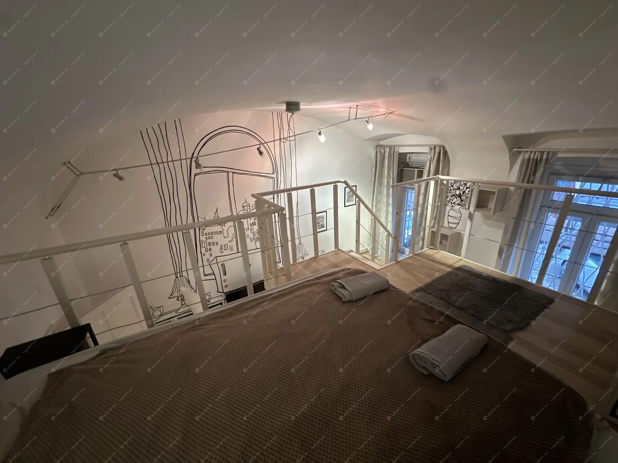 Kiadó albérlet 270000 Ft/hó áron: Budapest, VI. kerület  Jókai utca. Mérete: 46 nm, 1 szobás | Alberlet.hu - 6627288