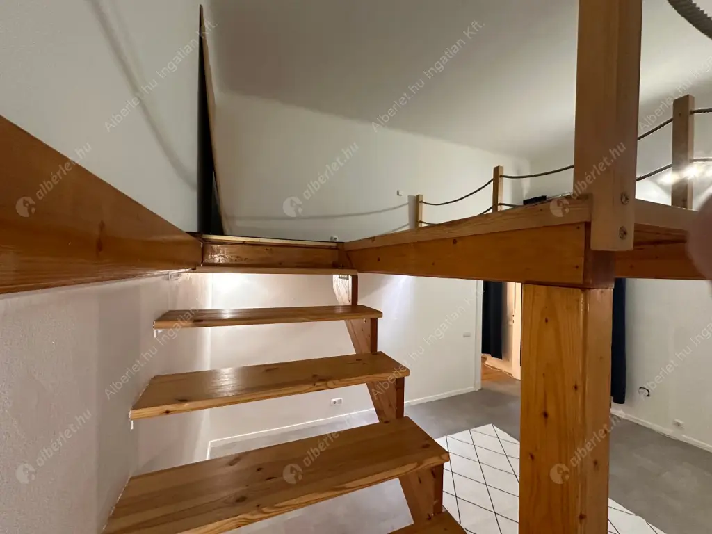 Kiadó albérlet 270000 Ft/hó áron: Budapest, VI. kerület  Jókai utca. Mérete: 50 nm, 2 szobás | Alberlet.hu - 6603118