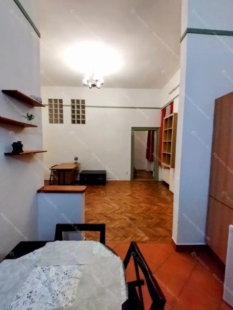 Kiadó albérlet 250000 Ft/hó áron: Budapest, VI. kerület  Jókai utca. Mérete: 50 nm, 2 szobás | Alberlet.hu - 6660783