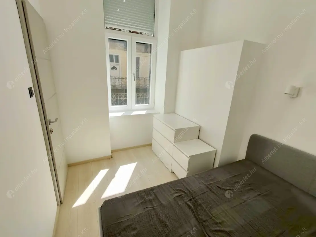 Kiadó albérlet 369000 Ft/hó áron: Budapest, VI. kerület  Jókai utca. Mérete: 60 nm, 3 szobás | Alberlet.hu - 5378687