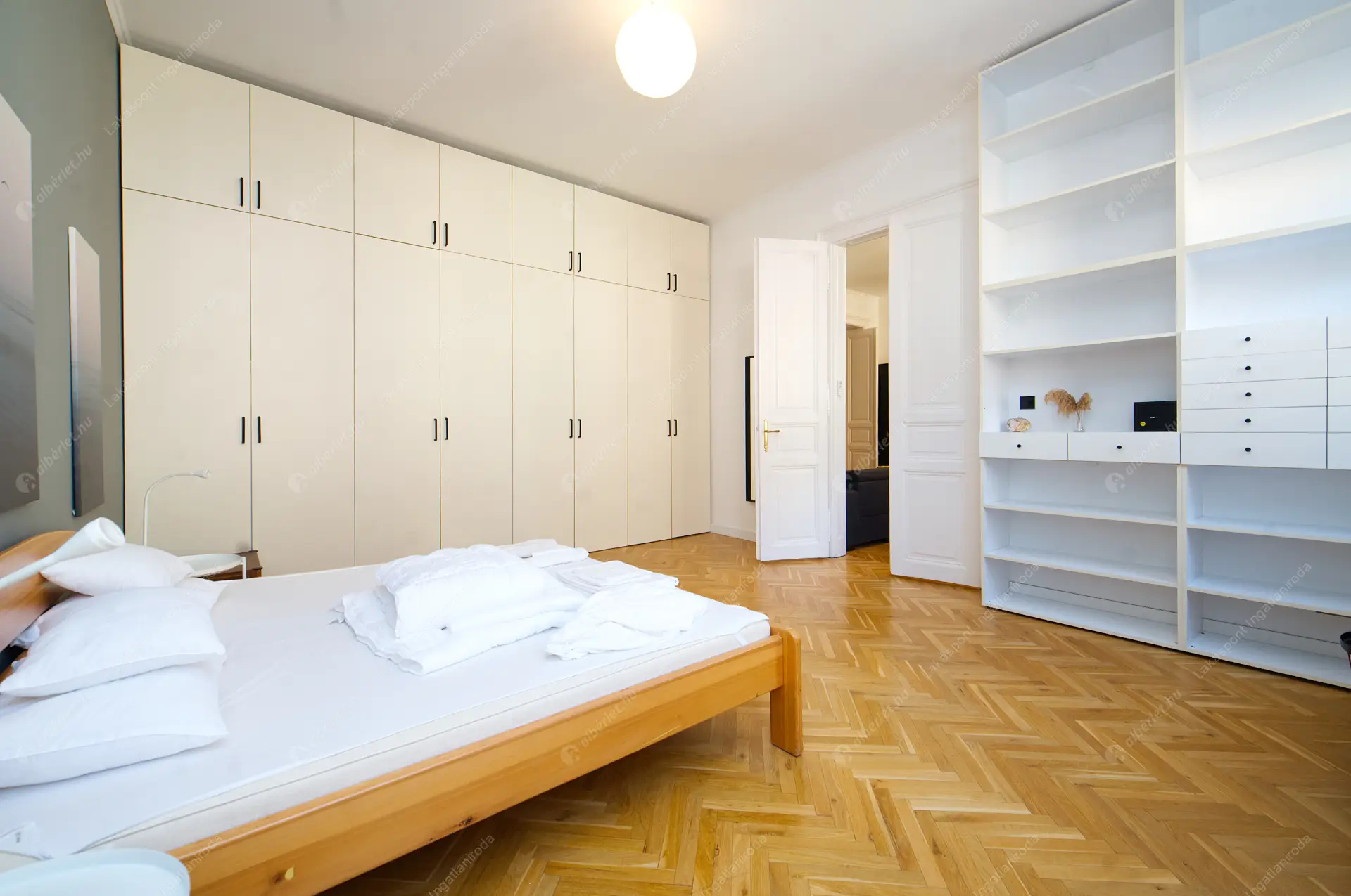 Kiadó albérlet 366000 Ft/hó áron: Budapest, VI. kerület  Jókai utca. Mérete: 91 nm, 3 szobás | Alberlet.hu - 6613690