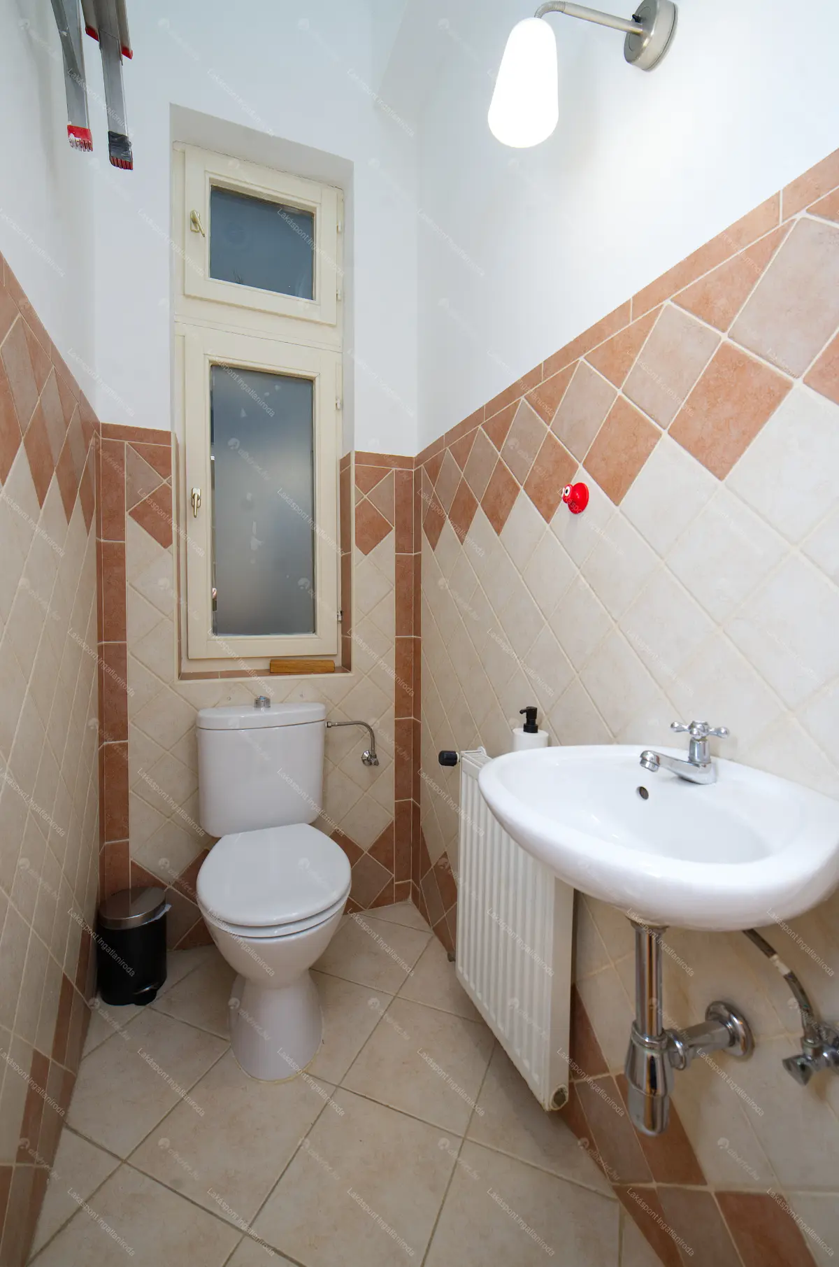 Kiadó albérlet 360000 Ft/hó áron: Budapest, VI. kerület  Jókai utca. Mérete: 91 nm, 3 szobás | Alberlet.hu - 6657395