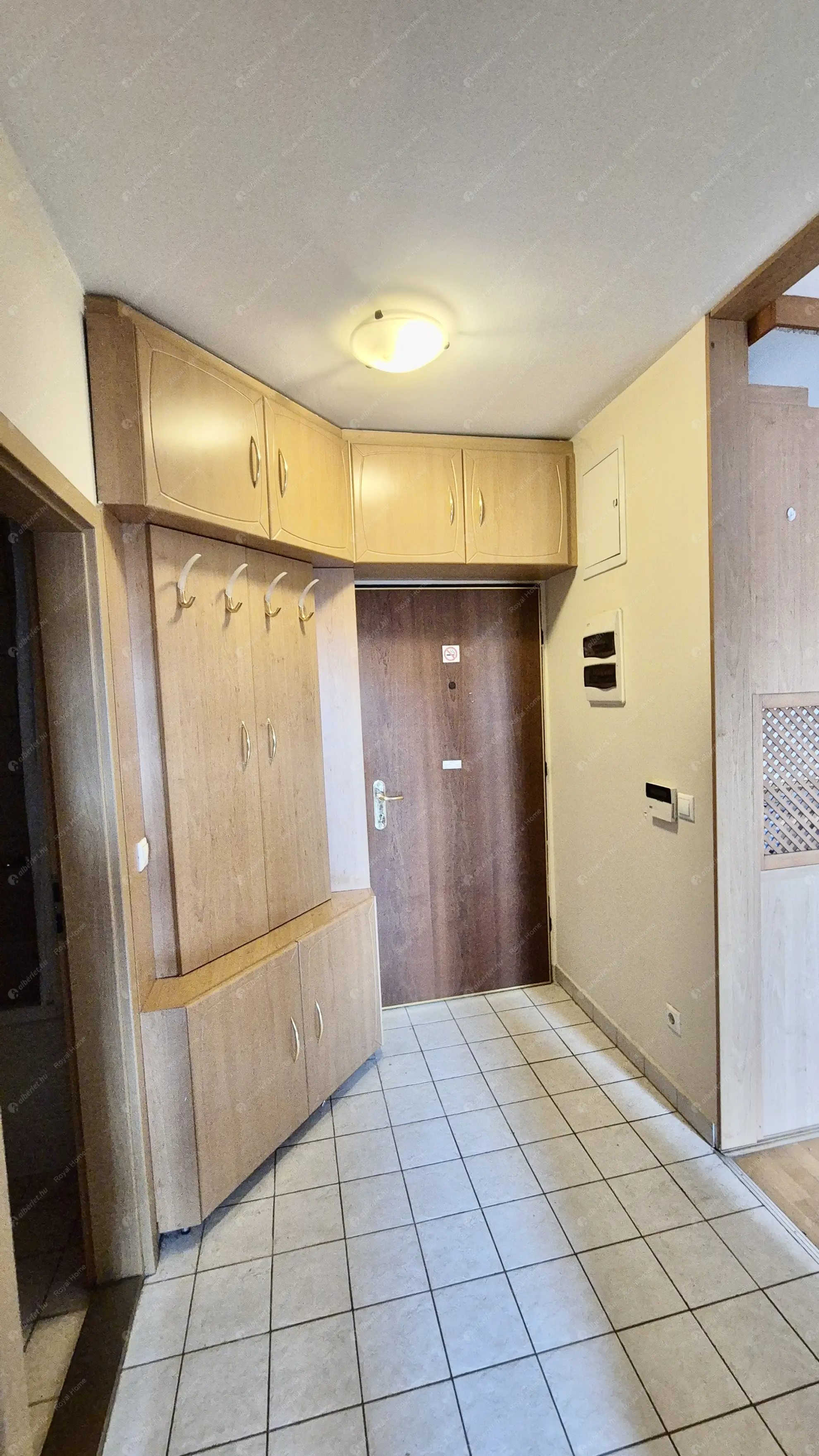 Kiadó albérlet 260000 Ft/hó áron: Budapest, VI. kerület  Káldy Gyula utca. Mérete: 45 nm, 2 szobás | Alberlet.hu - 6569454