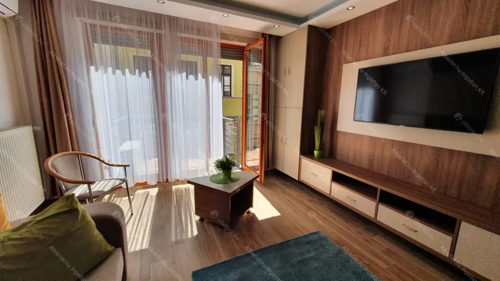 Kiadó albérlet 350000 Ft/hó áron: Budapest, VI. kerület  Káldy Gyula utca. Mérete: 47 nm, 2 szobás | Alberlet.hu - 6707298