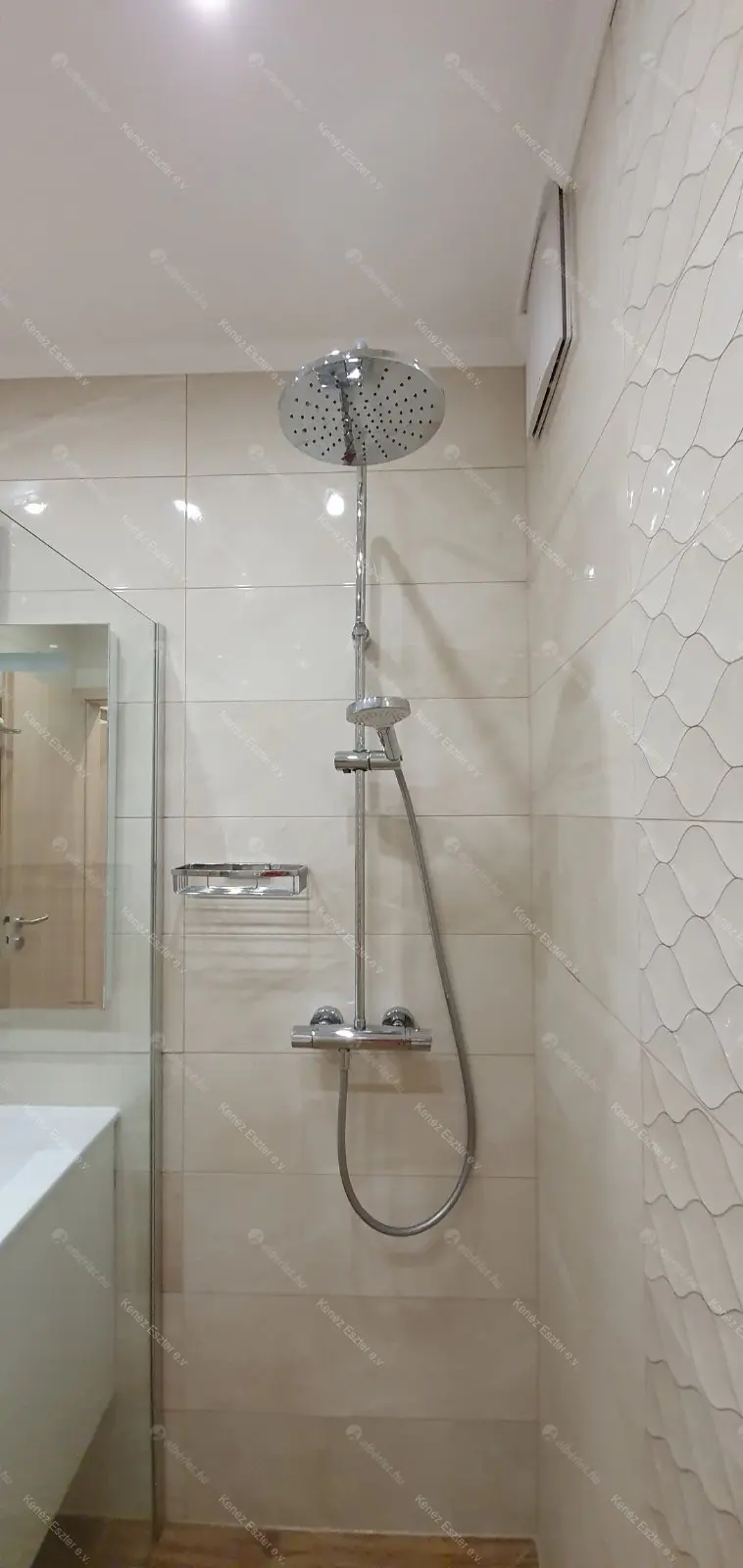 Kiadó albérlet 350000 Ft/hó áron: Budapest, VI. kerület  Káldy Gyula utca. Mérete: 47 nm, 2 szobás | Alberlet.hu - 6708682