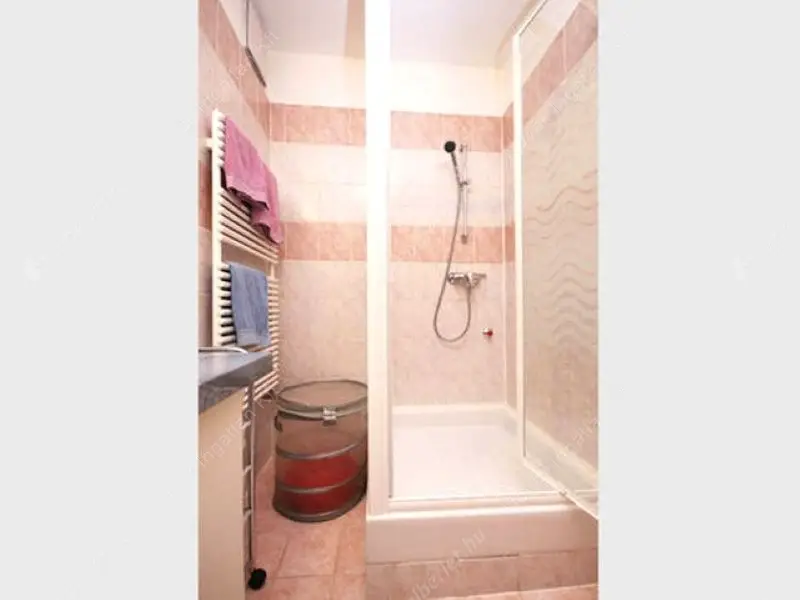 Kiadó albérlet 340000 Ft/hó áron: Budapest, VI. kerület  Káldy Gyula utca. Mérete: 51 nm, 2 szobás | Alberlet.hu - 6620897