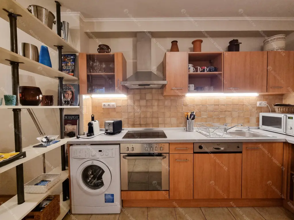 Kiadó albérlet 340000 Ft/hó áron: Budapest, VI. kerület  Káldy Gyula utca. Mérete: 51 nm, 2 szobás | Alberlet.hu - 6642968