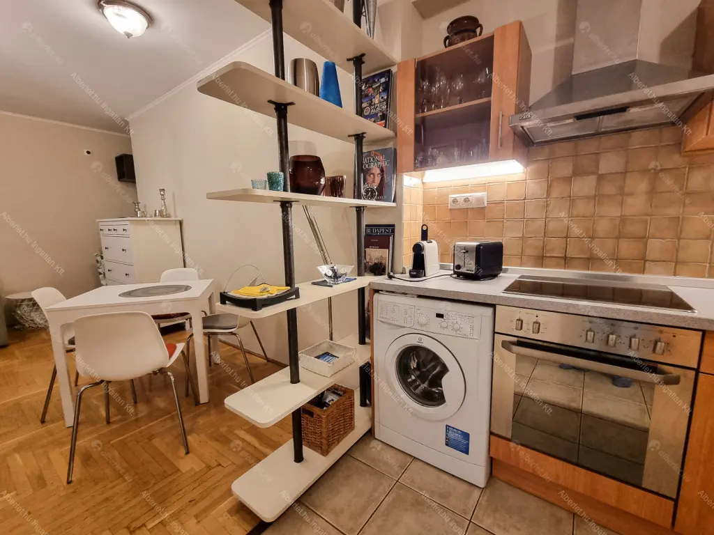 Kiadó albérlet 340000 Ft/hó áron: Budapest, VI. kerület  Káldy Gyula utca. Mérete: 51 nm, 2 szobás | Alberlet.hu - 6642969