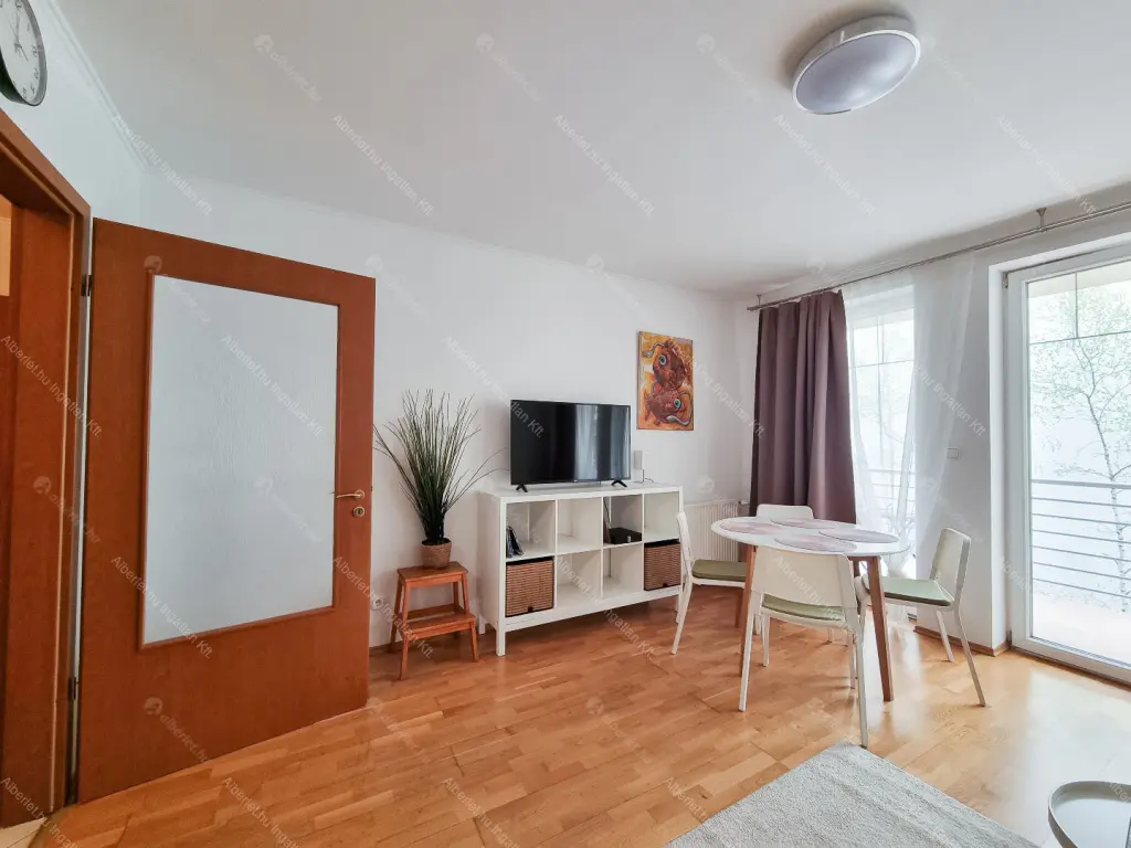 Kiadó albérlet 320000 Ft/hó áron: Budapest, VI. kerület  Káldy Gyula utca. Mérete: 54 nm, 2 szobás | Alberlet.hu - 6686491