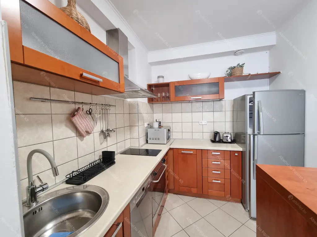 Kiadó albérlet 320000 Ft/hó áron: Budapest, VI. kerület  Káldy Gyula utca. Mérete: 54 nm, 2 szobás | Alberlet.hu - 6686494